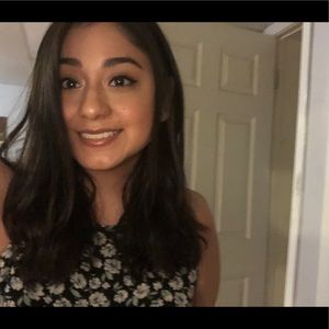 Meet your Posher, Virginia